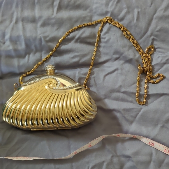 Chic Gold Evening Clutch with Rhinestones - Picture 5 of 6